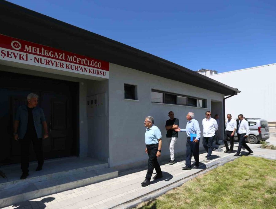 Büyükkılıç, Belediye-hayırsever İş Birliği İle Hayata Geçirilecek Camiyi İnceledi