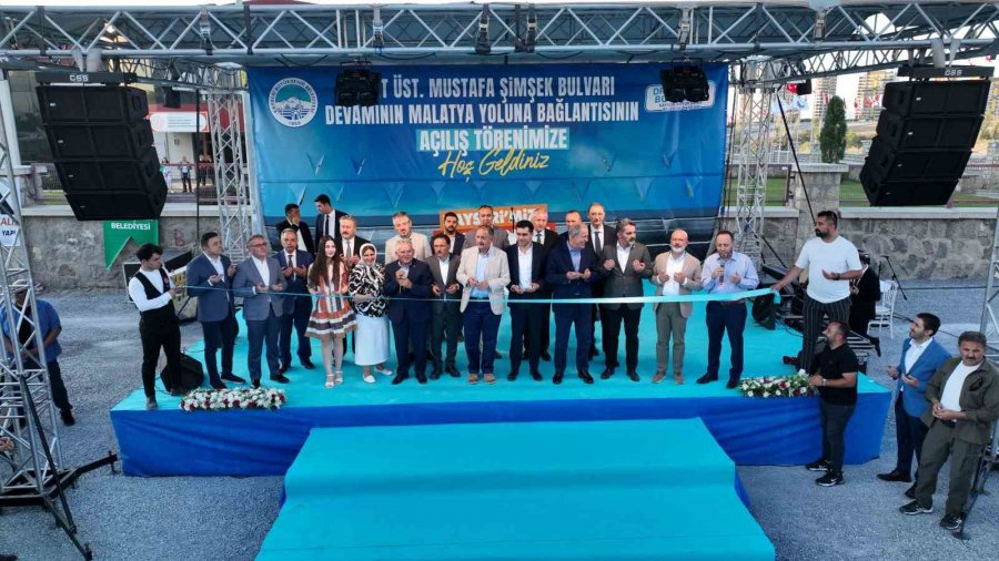 Büyükşehir’in 92 Milyon Tl’lik Yoluna Muhteşem Açılış