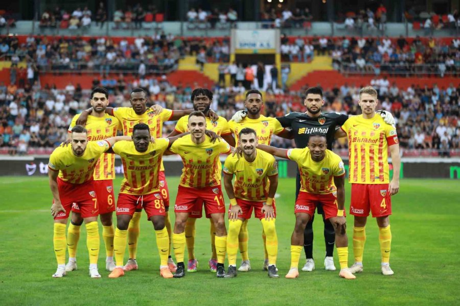 Kayserispor İlk Galibiyetini Aldı