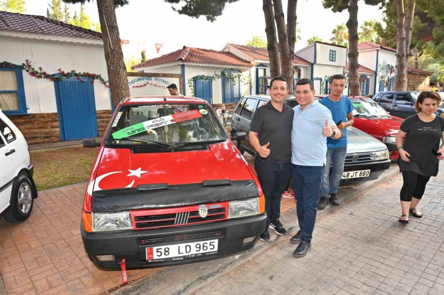 Uno Tutkunları Dokumapark’ta Buluştu