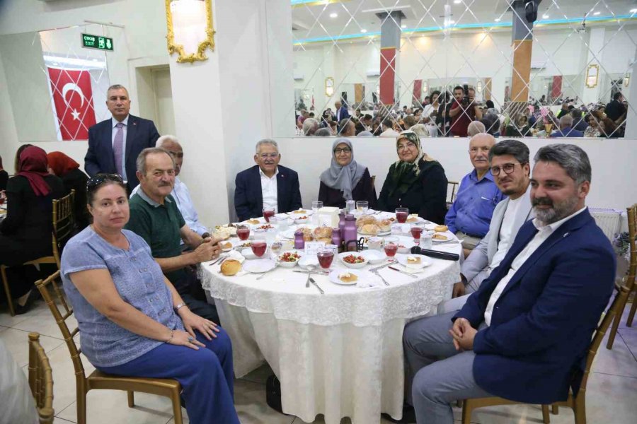 Çiçek, Akar Ve Büyükkılıç Şehit Aileleri Ve Gazilerle Buluştu