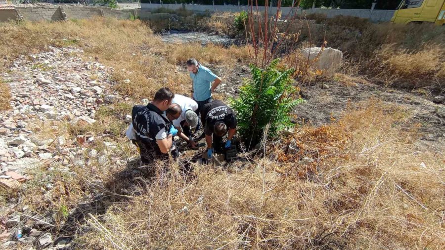 Alacak Verecek Kavgasında 1 Kişinin Vurulma Anı Kamerada