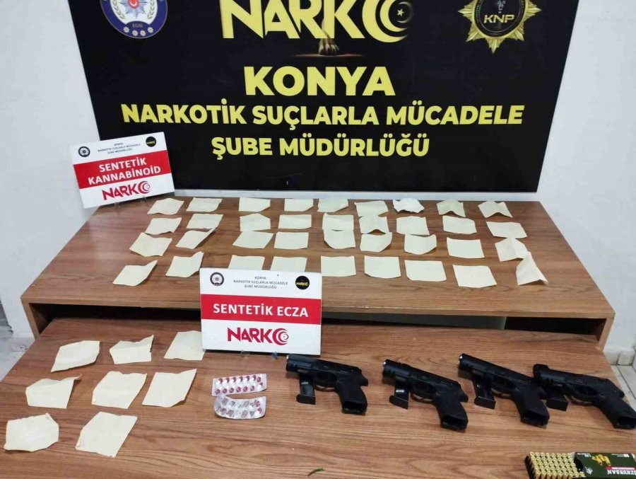 Markette Uyuşturucu Satan Baba Oğul Tutuklandı