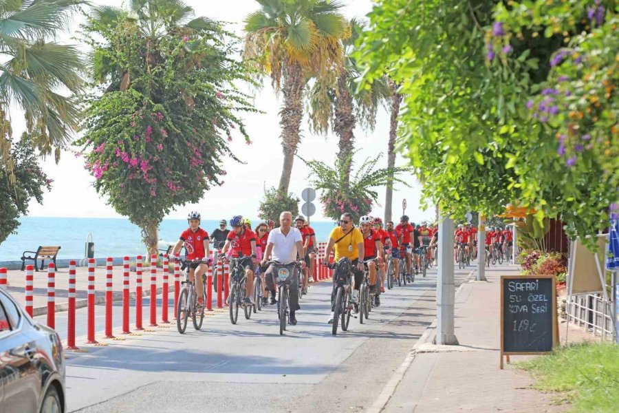 Başkan Tarhan, Sağlık Alanındaki Çalışmaları Anlattı