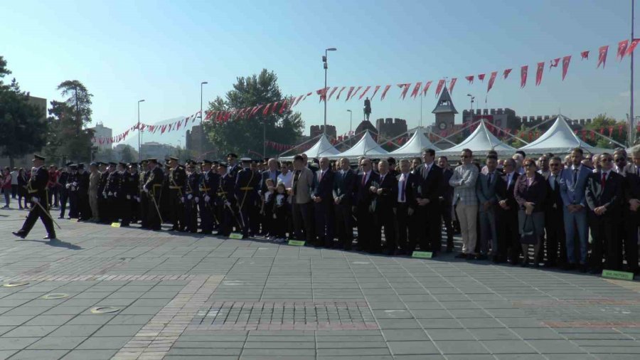 Kayseri’de 30 Ağustos Coşkuyla Kutlandı