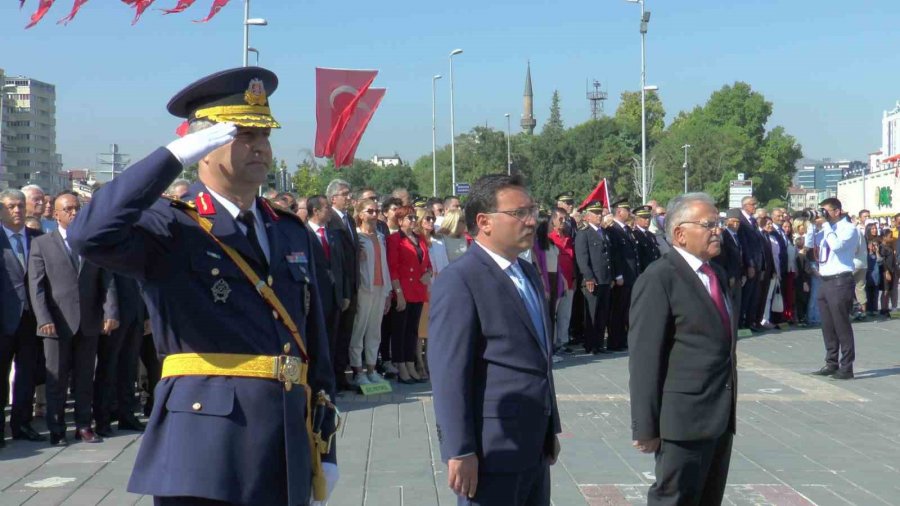 Kayseri’de 30 Ağustos Coşkuyla Kutlandı