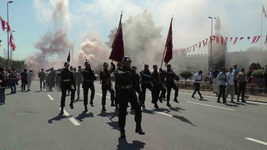 Kayseri’de 30 Ağustos Coşkuyla Kutlandı