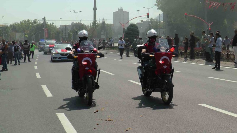 Kayseri’de 30 Ağustos Coşkuyla Kutlandı