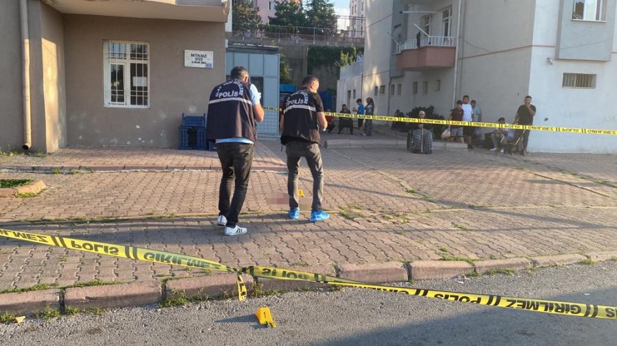 Kayseri’de Tüfekle Vurulan Şahıs Bacağından Yaralandı