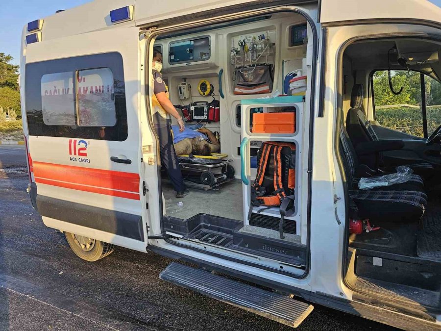 Kazada Kendi Araçlarında Taşıdıkları Asitten Zehirlenen 2 Kişi Hayatını Kaybetti