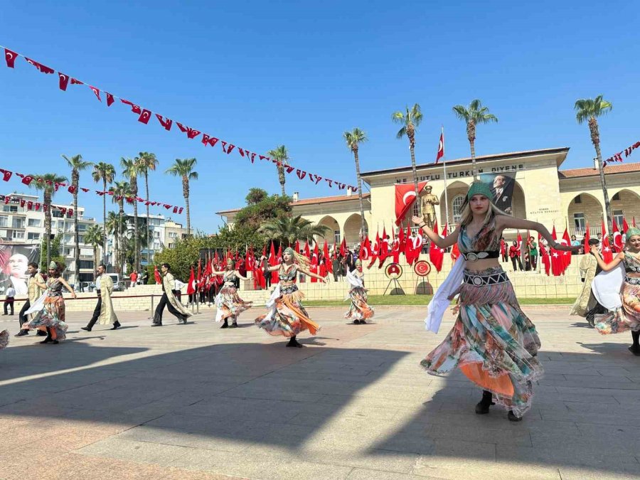 Mersin’de 30 Ağustos Zafer Bayramı Coşkuyla Kutlandı