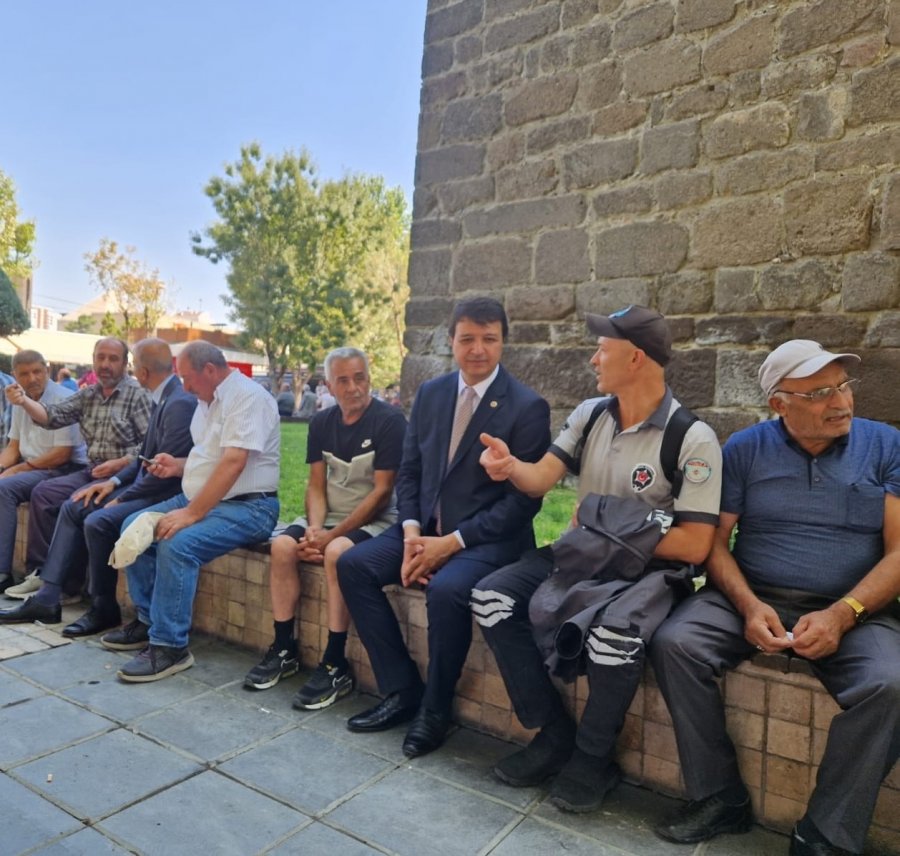 Milletvekili Arıkan, 30 Ağustos Zafer Bayramı’nda Halkla Dertleşti