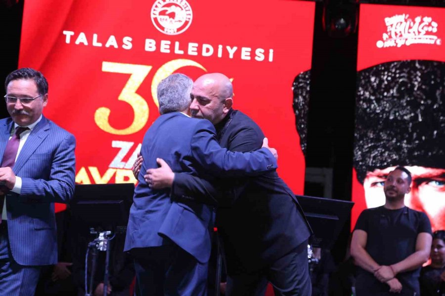 Antakya Medeniyetler Korosu Şefinden Başkan Büyükkılıç’a: "güzel Ağabeydir"