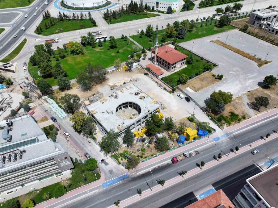 Karatay Hoş Kubbe’nin Yapımı Sürüyor