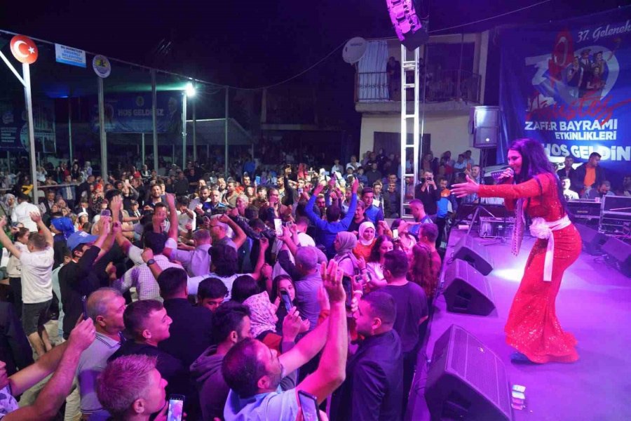 Yörük Şöleninde Nefes Kesen Güreş Müsabakaları