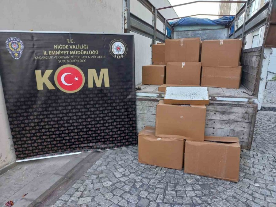 Niğde’de 7 Milyon 550 Bin Adet Kaçak Makaron Ele Geçirildi