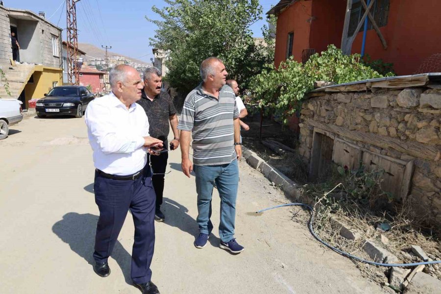 Yahyalı’da Sel Temizliği Aralıksız Devam Ediyor