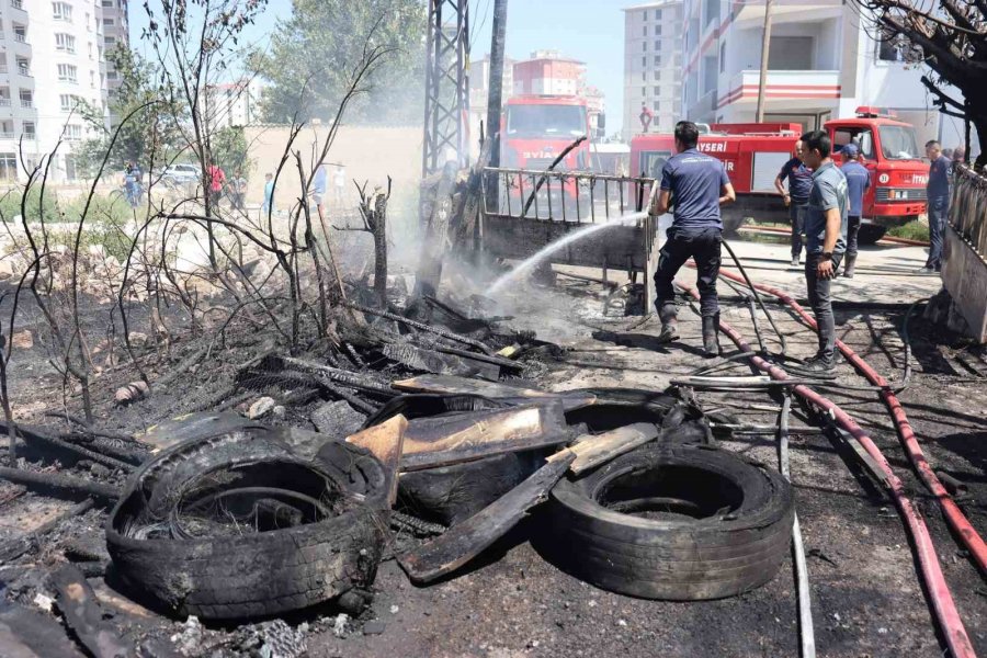 Sıcaklıkların Normalin Üzerinde Olduğu Ağustos Ayında Yangın Vakaları Arttı