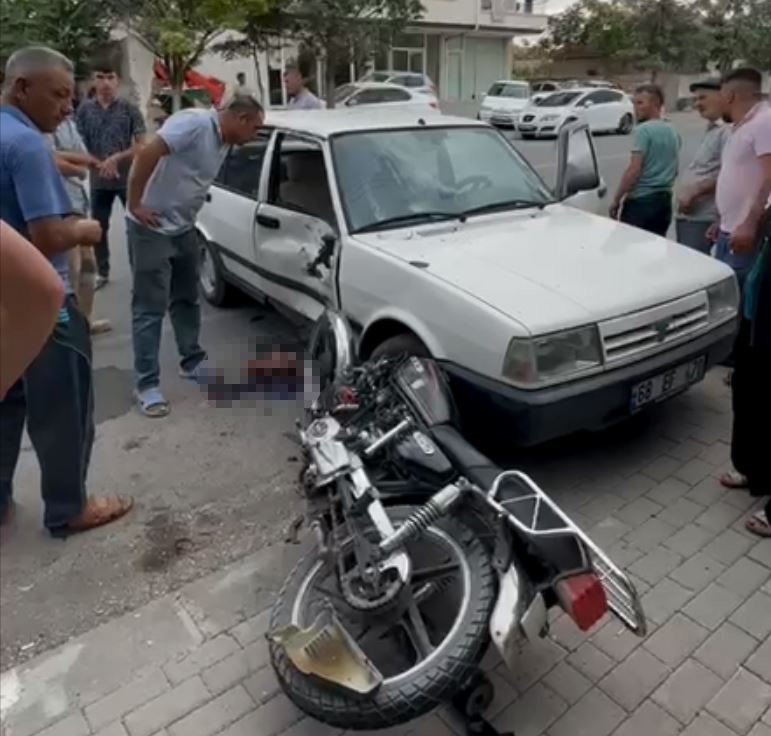 Otomobille Çarpışan Motosiklet Sürücüsü Ağır Yaralandı