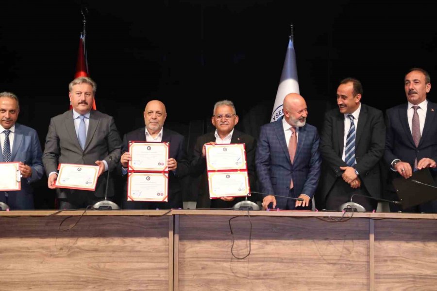 Kayseri Belediyelerinde En Düşük İşçi Maaşı 18 Bin Tl