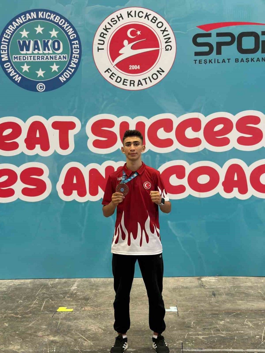 Meram Belediyesporlu Emircan Avrupa 3.’sü Oldu