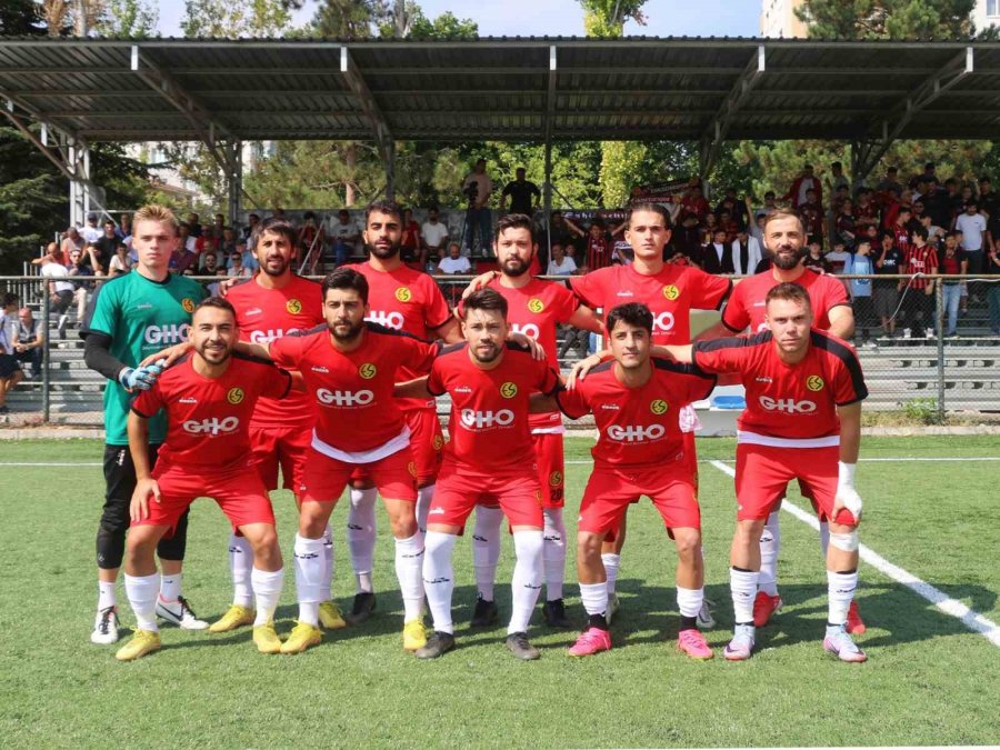 Eskişehirspor Hazırlık Maçında Tek Golle Kazandı