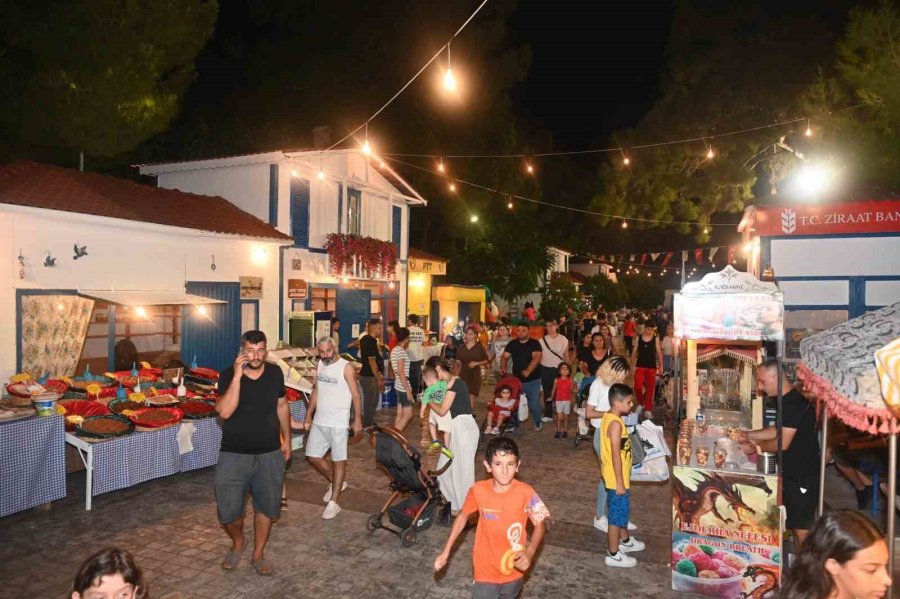 Nostaljik Yeşilçam Sokağı Etkinlikleri Uzatıldı