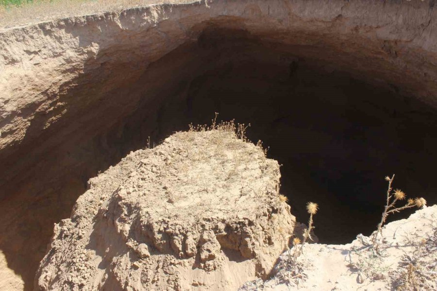 Konya’da Yeni Bir Obruk Meydana Geldi