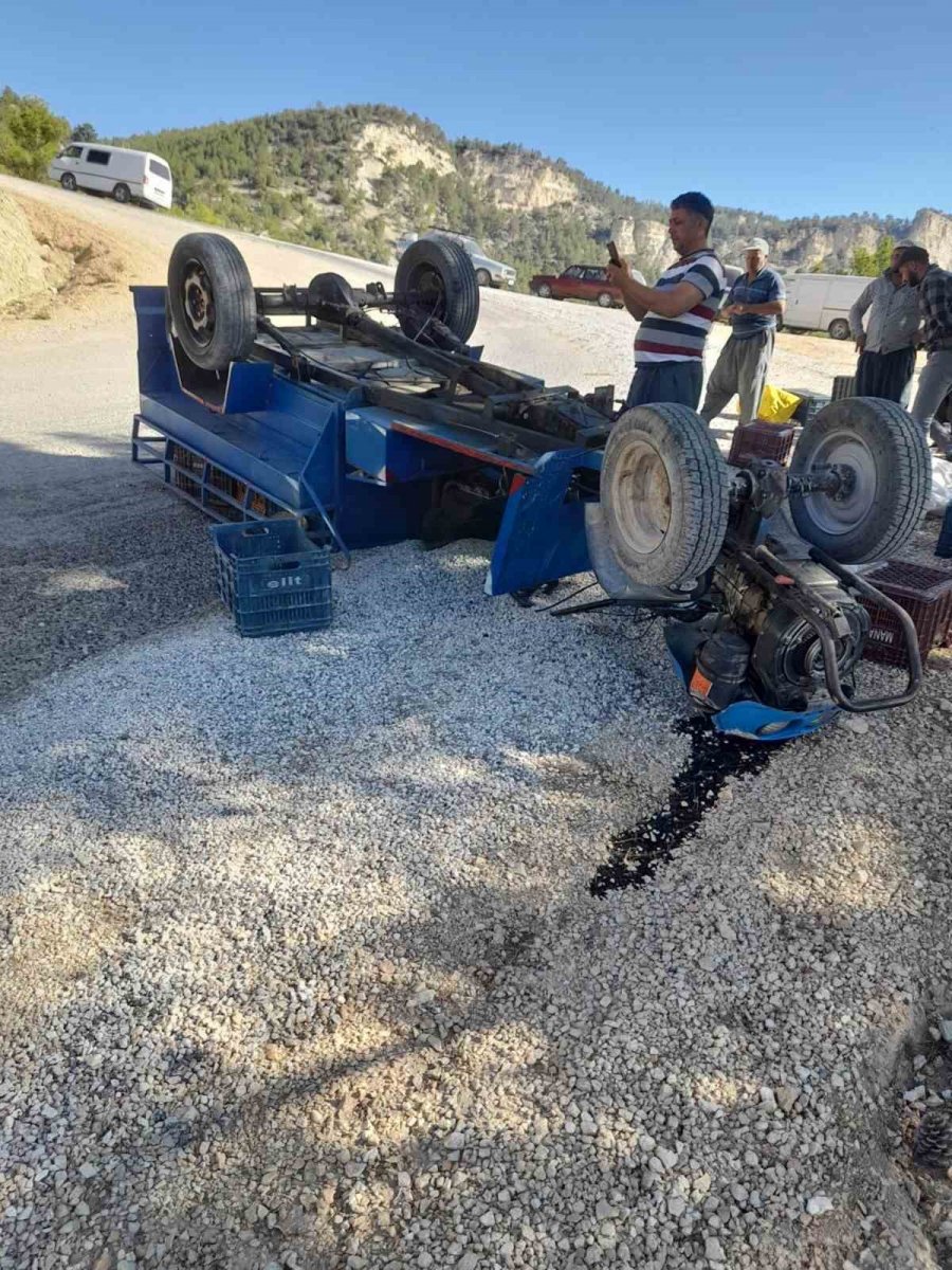 Mersin’de Trafik Kazası: 3 Yaralı