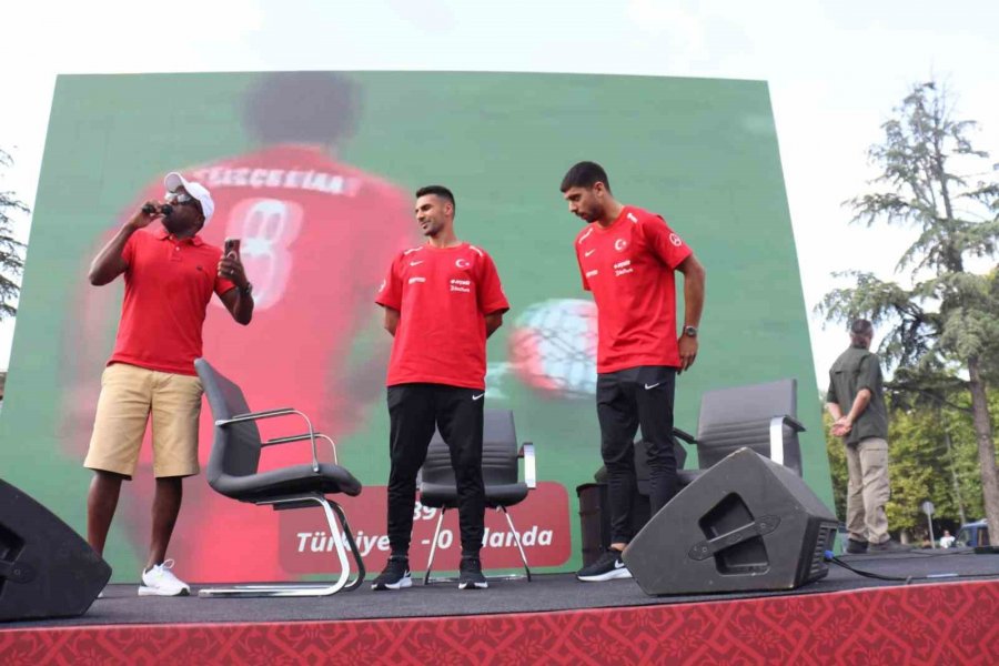 Milli Futbolcular, Ermenistan Maçında Galibiyete Emin!