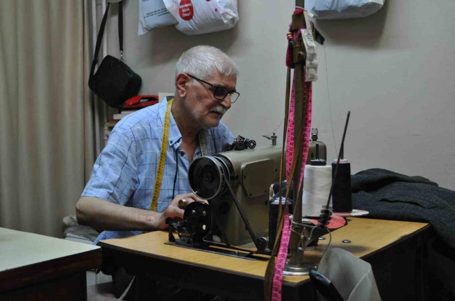 Gelecek Nesil İçin Terzi Yetişmiyor