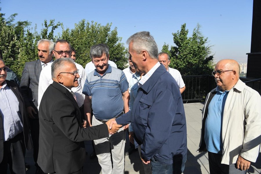 Başkan Büyükkılıç, 41 Esnaf Odası Başkanı İle Bir Araya Geldi