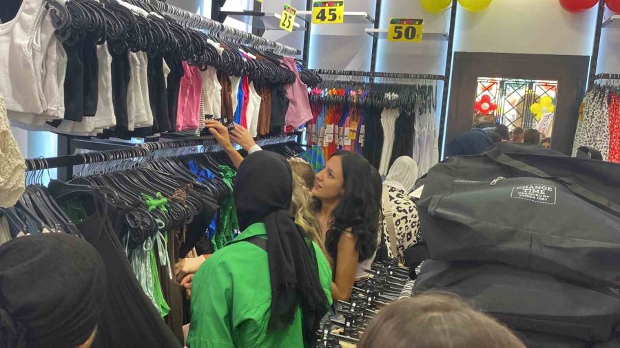 Tele Vole’nin Açılışına Yoğun İlgi