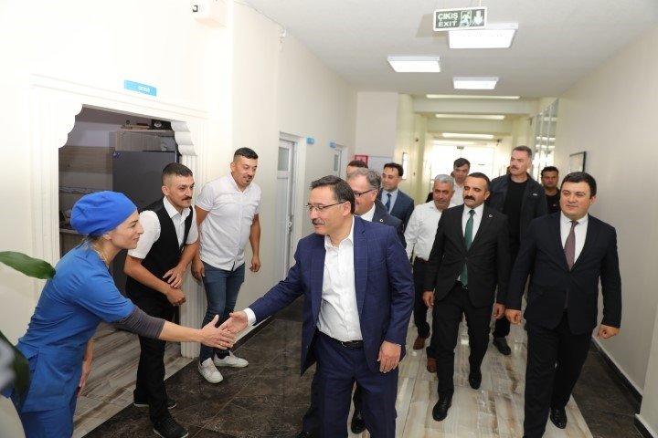 Vali Çiçek, İlçe Ziyaretlerine Devam Ediyor