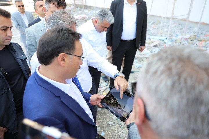 Vali Çiçek, İlçe Ziyaretlerine Devam Ediyor