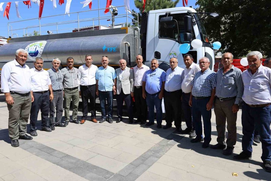 Yahyalı Belediyesi Yeni Araçlarını Tanıttı