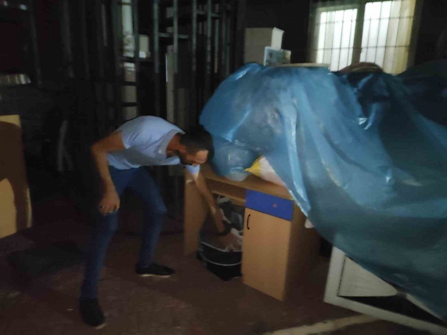 Fahiş Artışa Boyun Eğmedi, Evinden Tahliye Edildi