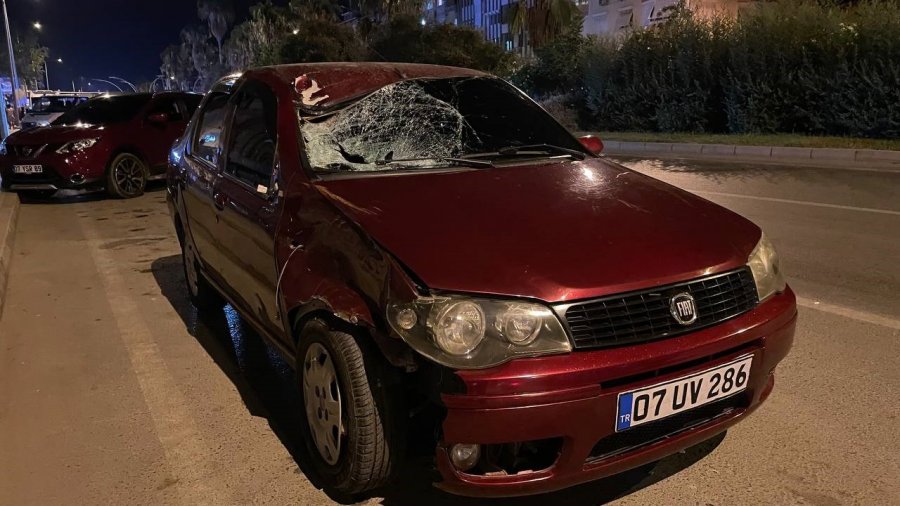 Yaya Geçidinde Otomobilin Çarptığı Yaşlı Adam Hayatını Kaybetti