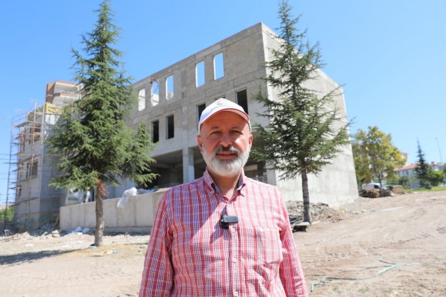 Başkan Çolakbayrakdar, “kütüphane, 7’den 70’e Herkesin Yeni Uğrak Mekânı Olacak”