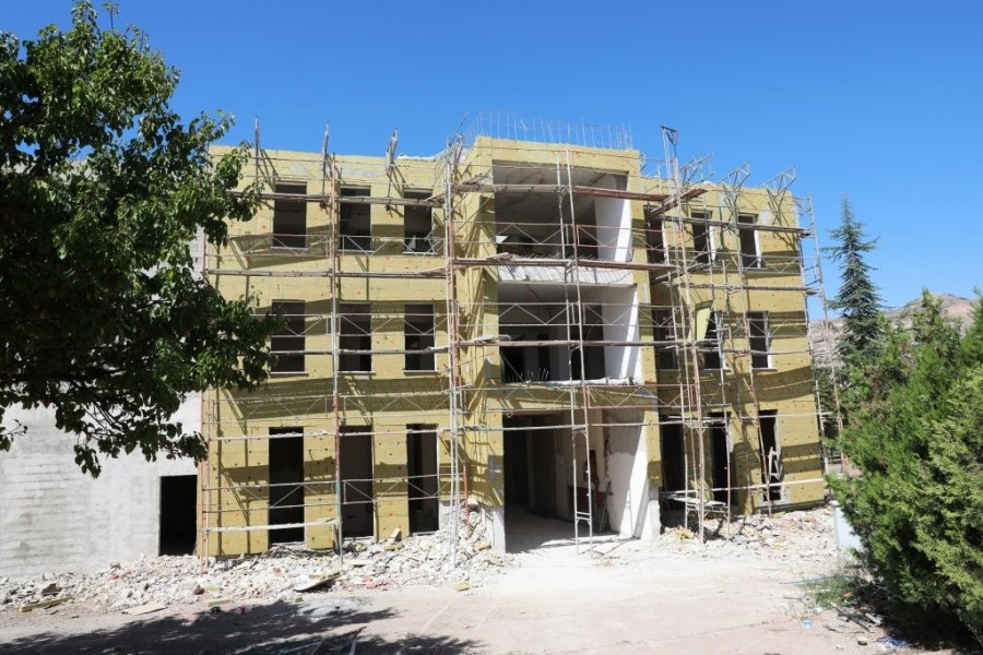 Başkan Çolakbayrakdar, “kütüphane, 7’den 70’e Herkesin Yeni Uğrak Mekânı Olacak”