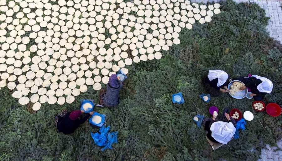 Bu Tarhana Başka Tarhana