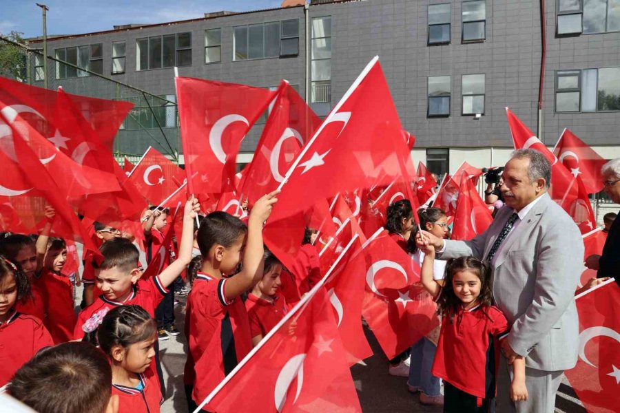 Başkan Yalçın: “ikinci Yüzyılın Yöneticilerisiniz”