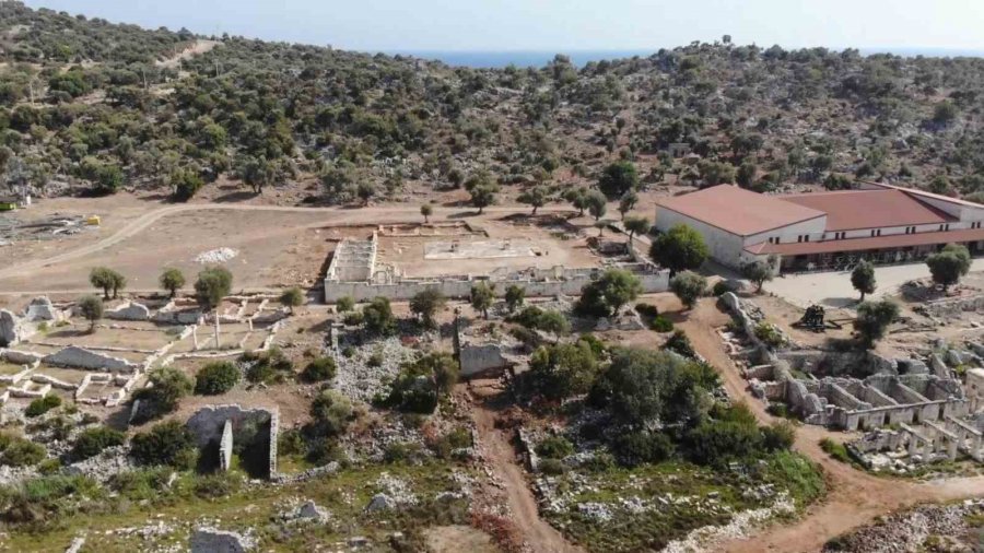 Bin 960 Yıllık Gümrük Yazıtı, Türkiye’nin Deniz Ticaretindeki Coğrafi Konumu İle Stratejik Önemini Gözler Önüne Serdi