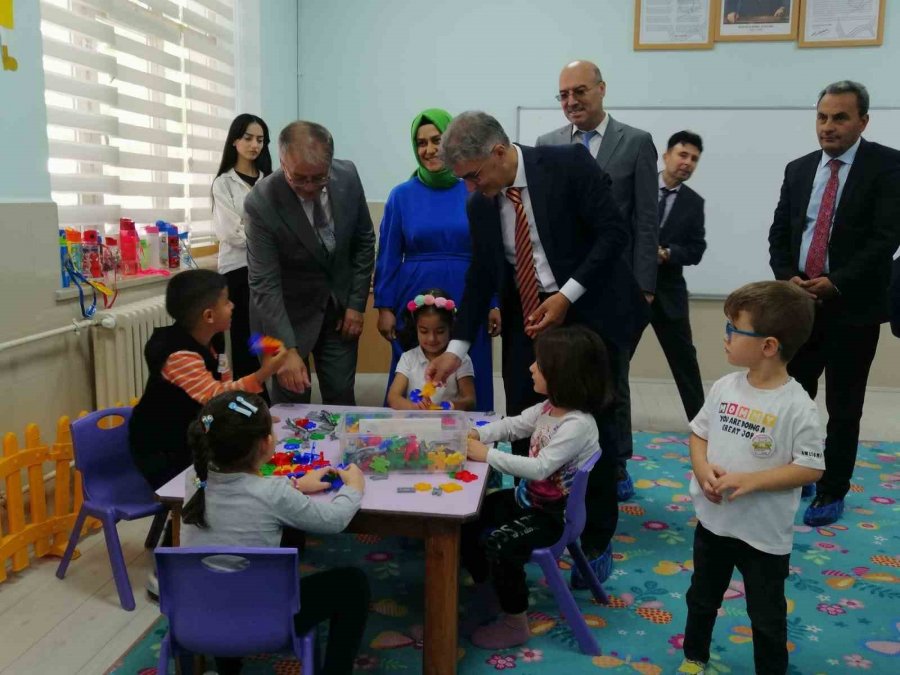 Vali Çelik: "en Temel Amacımız, Çocuklarımızın Kaliteli Eğitim Almasıdır"