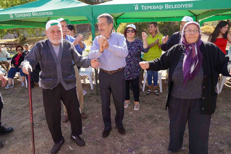 Deneyimli Vatandaşlar İçin Piknik Etkinliği