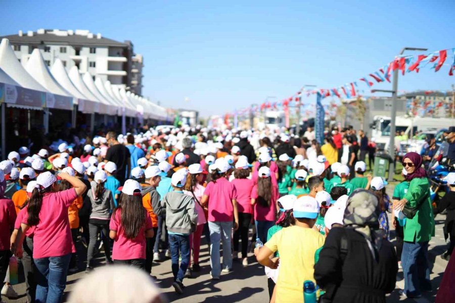 Aksaray’da Bilim Festivali Coşkuyla Başladı