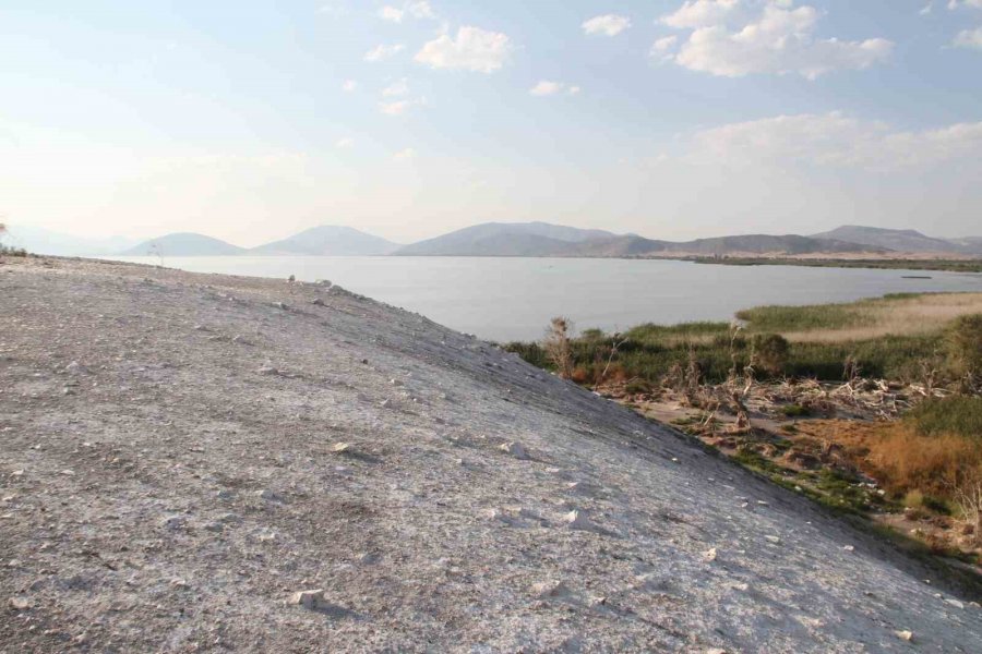 Efsanelere Konu Olan Ada Tanıtılmayı Ve Turizme Kazandırılmayı Bekliyor