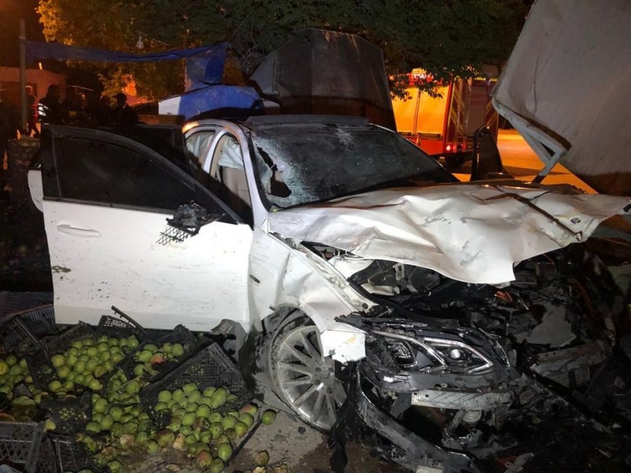 Konya’da Otomobil Bahçeye Uçtu: 4 Yaralı
