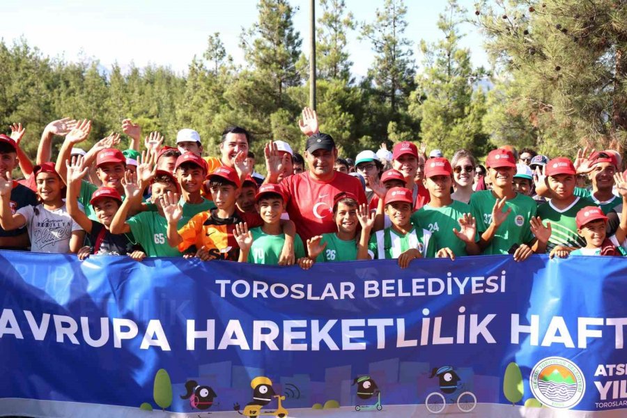 Toroslar’da Avrupa Hareketlilik Haftası Doğa Yürüyüşüyle Başladı