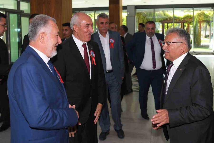 Başkan Büyükkılıç: "ahi Ahlaki Bir Yaşam Felsefesi Olmalıdır"